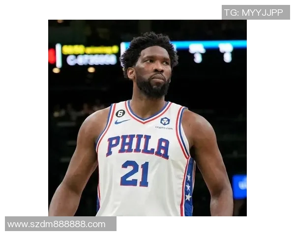 恩比德左膝伤势复发，球队医疗团队谨慎应对，76人队战绩受挫季后赛前景蒙阴